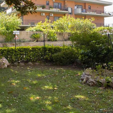 Hotel Oasi San Francesco Roma Esterno foto