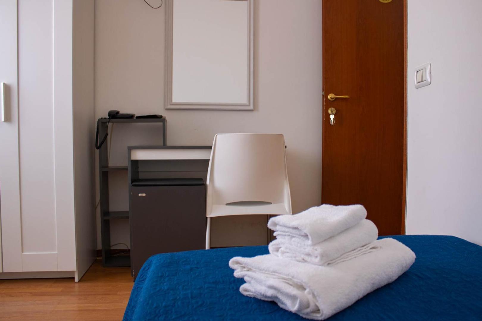 Hotel Oasi San Francesco Roma Esterno foto