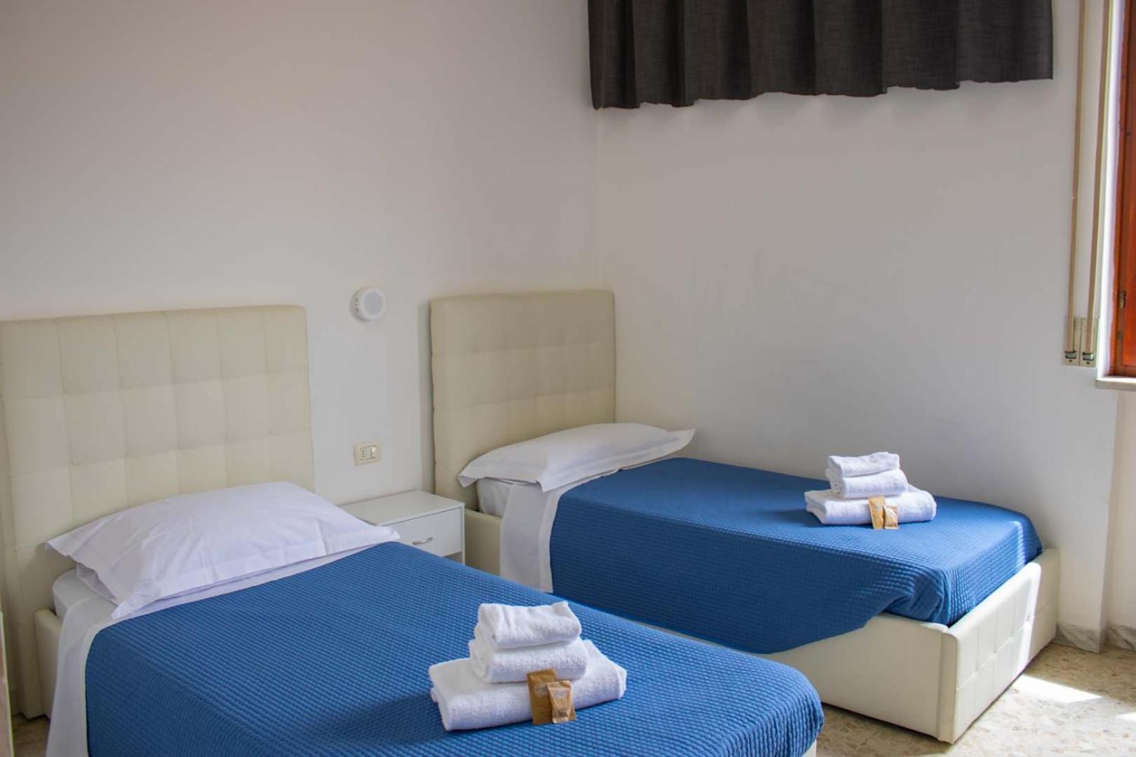 Hotel Oasi San Francesco Roma Esterno foto
